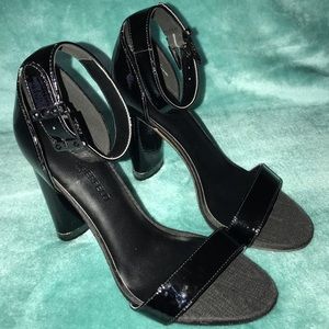 Karl Lagerfeld Paris Ceris Ankle-Loop Leather Sandals